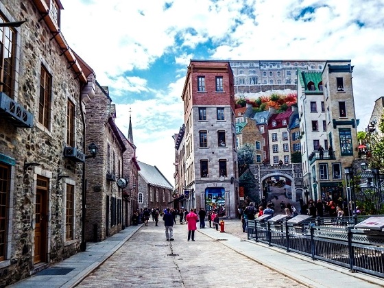 Quebec-Petit-Champlain District