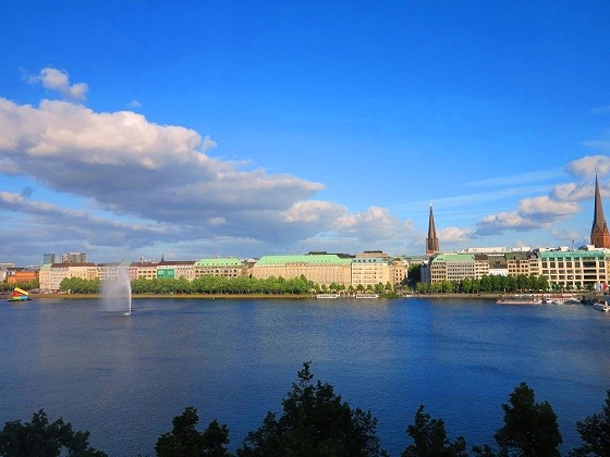 Hamburg-Binnenalster Lake
