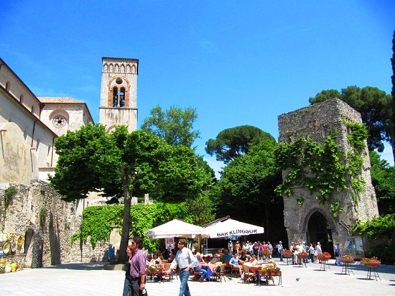 Ravello-the gate to Villa Rufolo