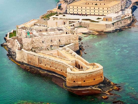 Syracuse-Castello Maniace