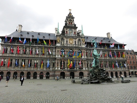 Antwerpen-Town Hall