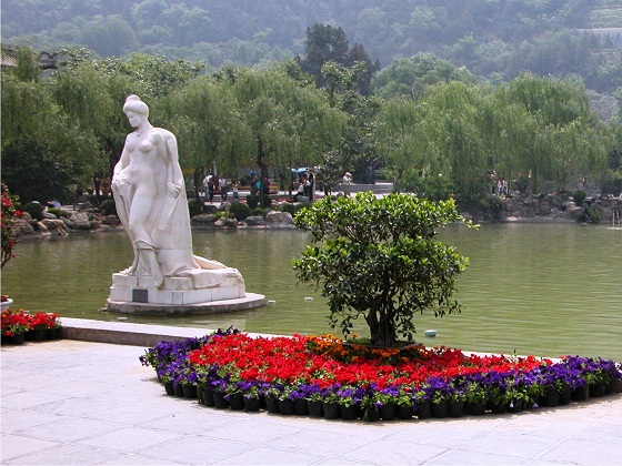 Xian-Huaqing hot springs