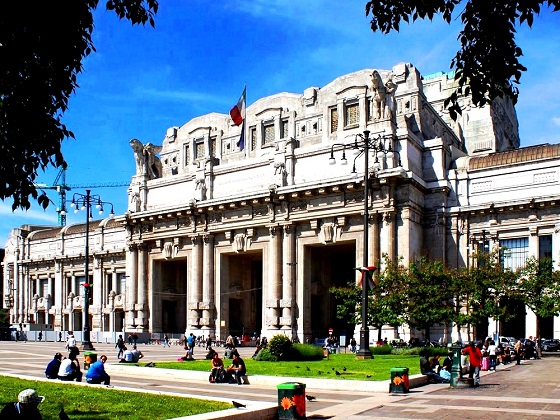 Milan-Centrale railway station
