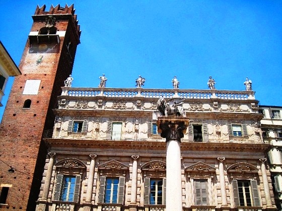 Verona-Piazza Erbe
