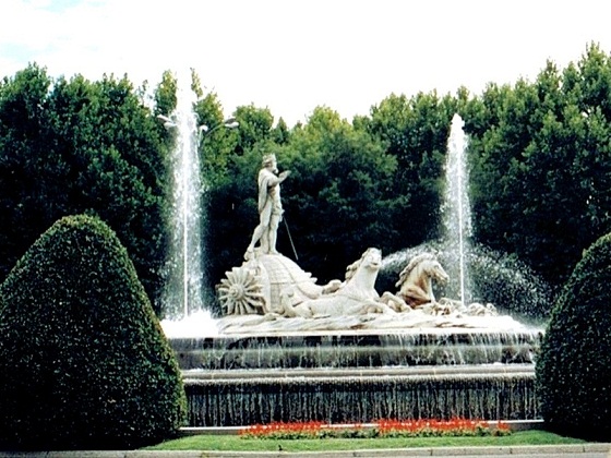 Madrid-Neptune Fountain